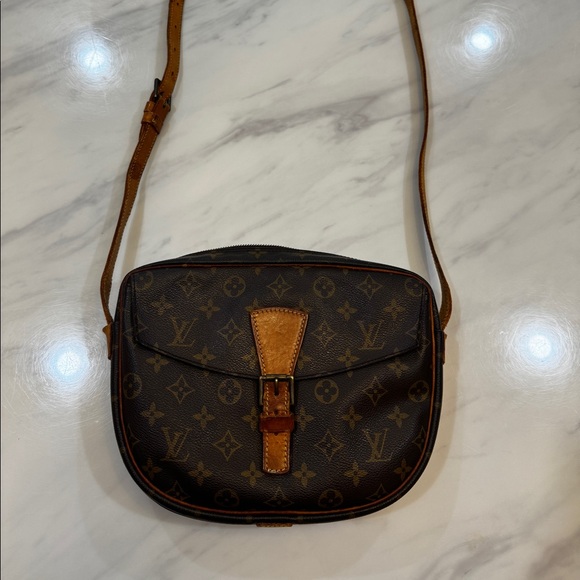 Louis Vuitton jeunifelle shoulder crossbody bag - Picture 8 of 13